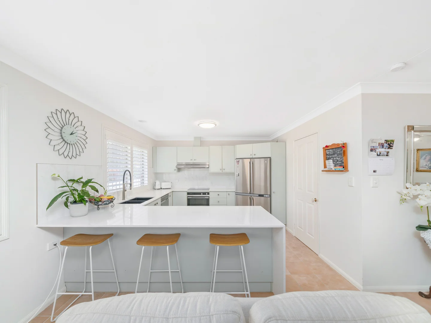 37 Humpybong Esplanade, Redcliffe QLD 4020 photo 5