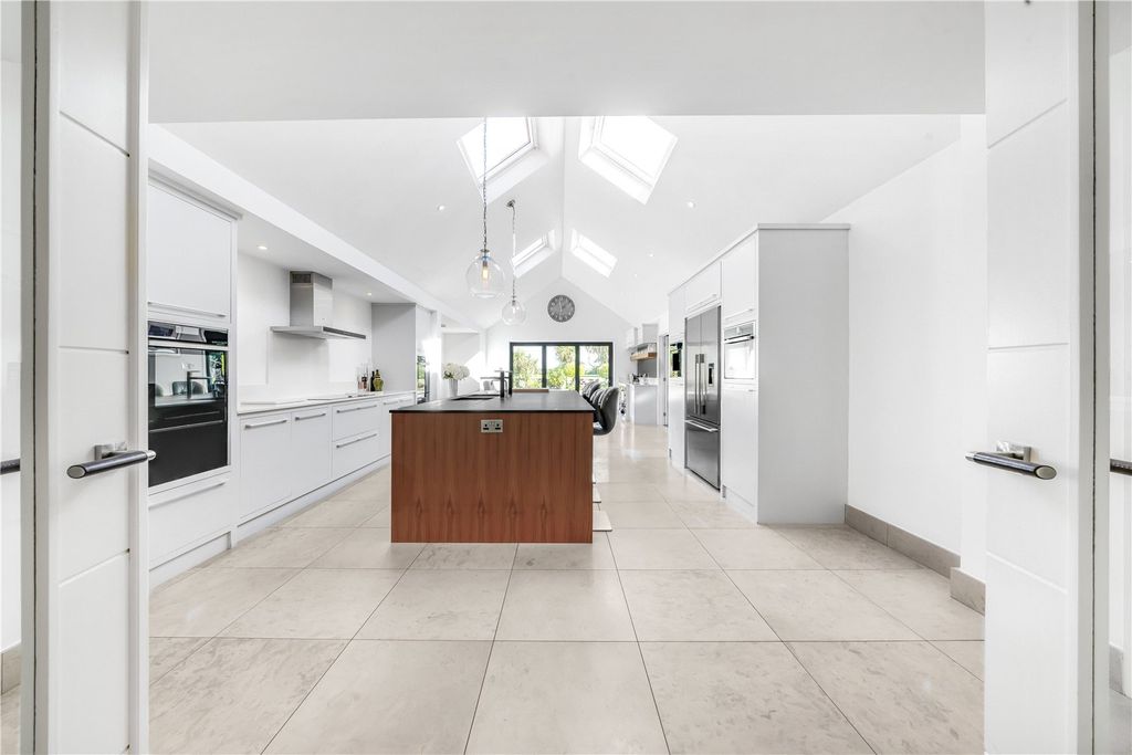 Additional image 4 of 7 bed detached house for saleHoe Lane, Felpham, West Sussex PO22