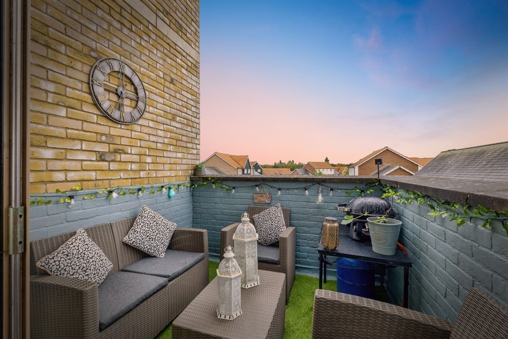 Additional image 2 of 2 bed flat for saleMarine Approach, Lincoln LN1
