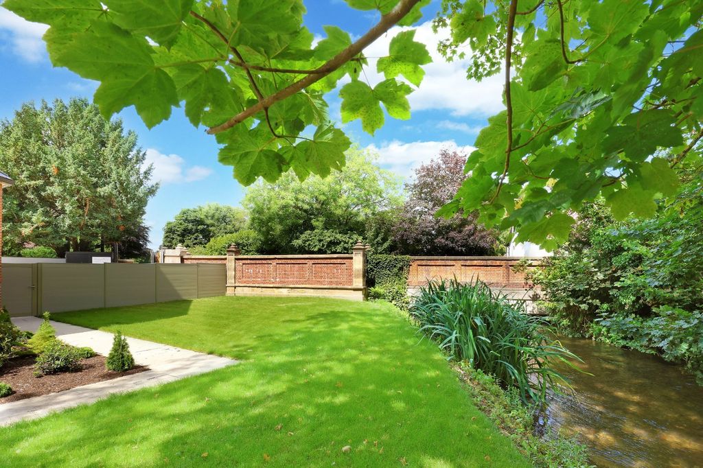 Additional image 8 of 6 bed detached house for saleHedsor Road, Bourne End, Buckinghamshire SL8