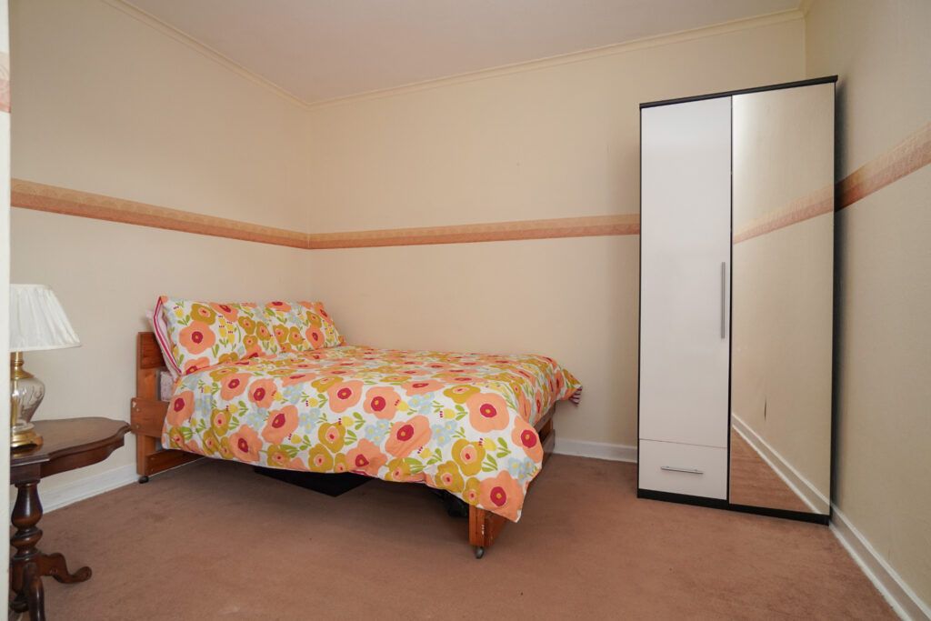 Additional image 5 of 4 bed flat for saleCanberra Avenue, Clydebank G81