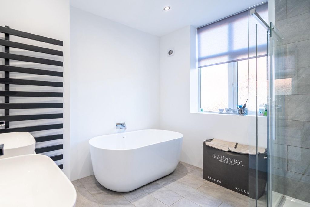 Additional image 23 of 6 bed detached house for saleKingsgate, Bridlington YO15
