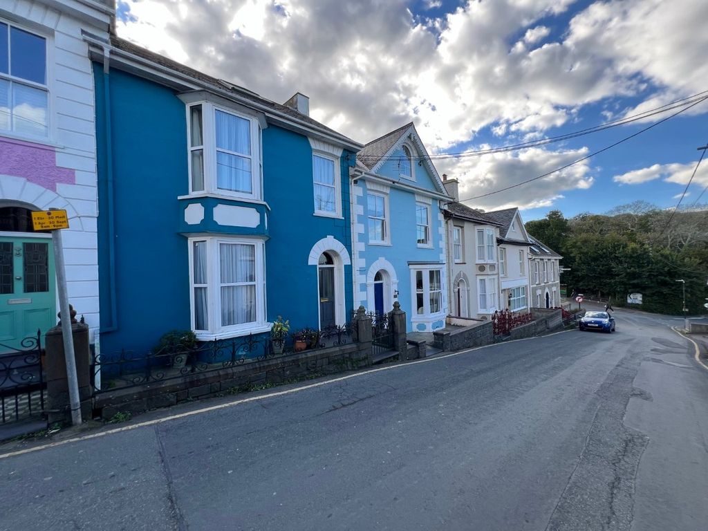 4 bed terraced house for saleHill Street, New Quay SA45