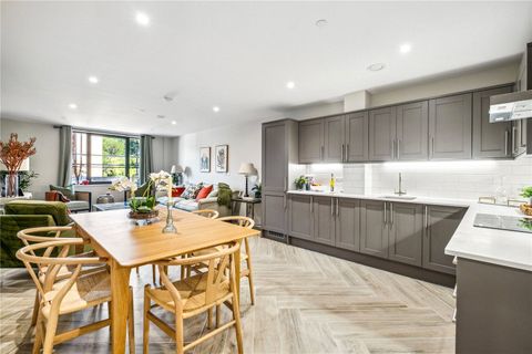 Fallsbrook Road SW16, New home