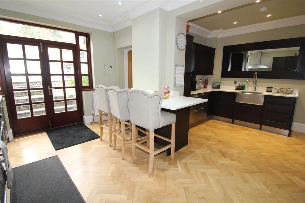 Additional image 3 of 4 bed semi-detached house for saleBryn Road, Pontllanfraith, Blackwood NP12