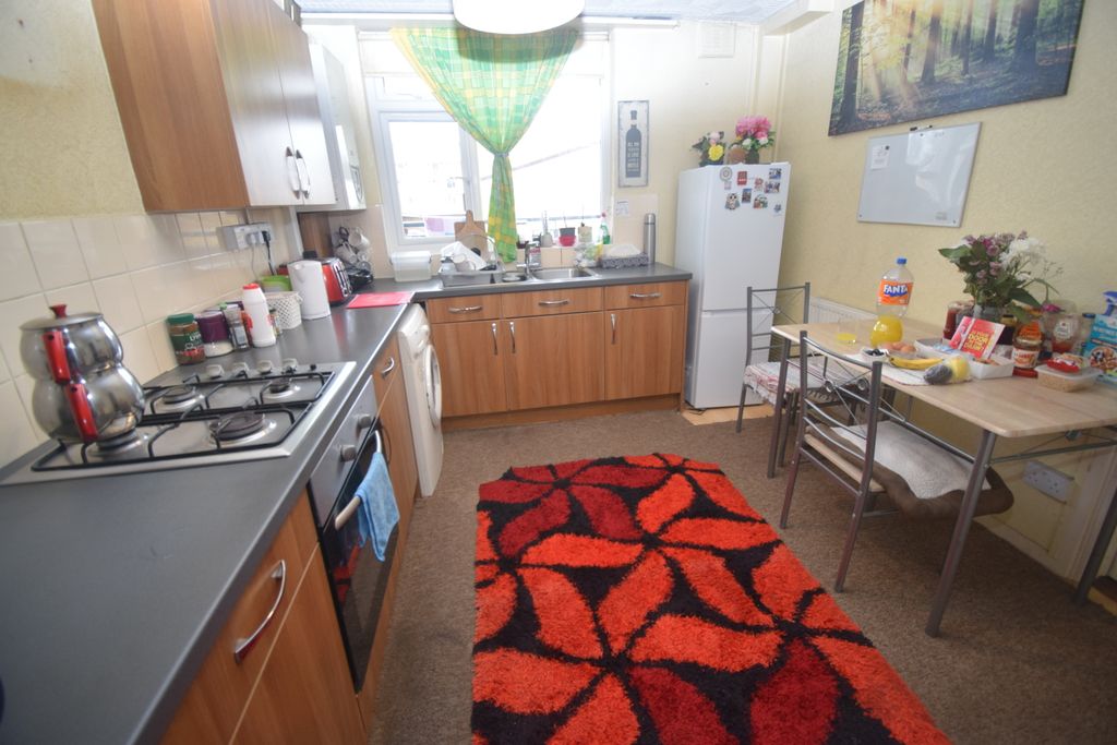 Additional image 3 of 3 bed maisonette for saleWest Street, Bridgwater TA6