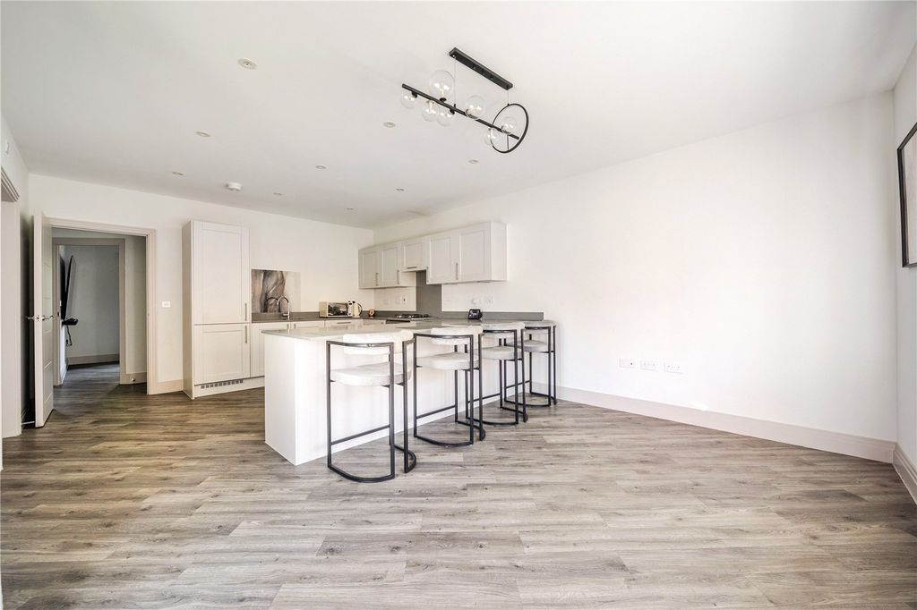 Additional image 19 of 4 bed detached house for saleGale Gardens, Hayley Green, Warfield, Bracknell RG42