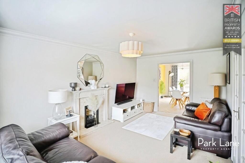Additional image 3 of 4 bed detached house for saleSaddlers Close, Bishops Stortford CM23