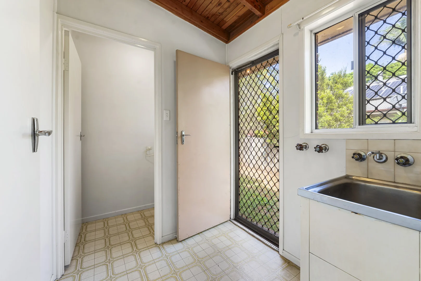 Additional image 12 of 1 & 2/212 Ruthven Street, North Toowoomba QLD 4350