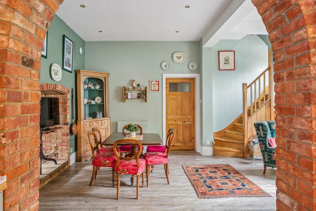 Additional image 28 of 7 bed property for saleStewkley Road, Soulbury LU7