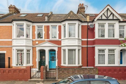 Eastcombe Avenue, Charlton SE7