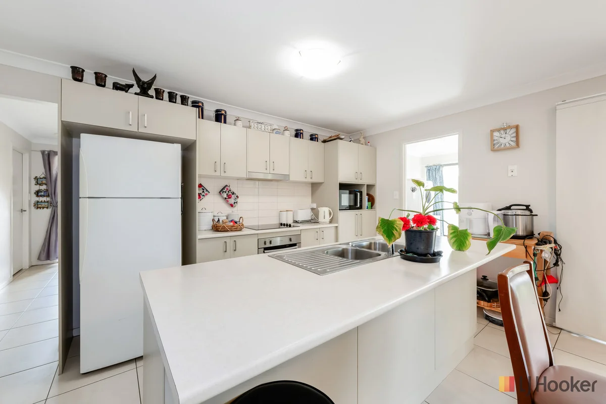 41 Dawson Avenue, Thabeban QLD 4670 photo 3