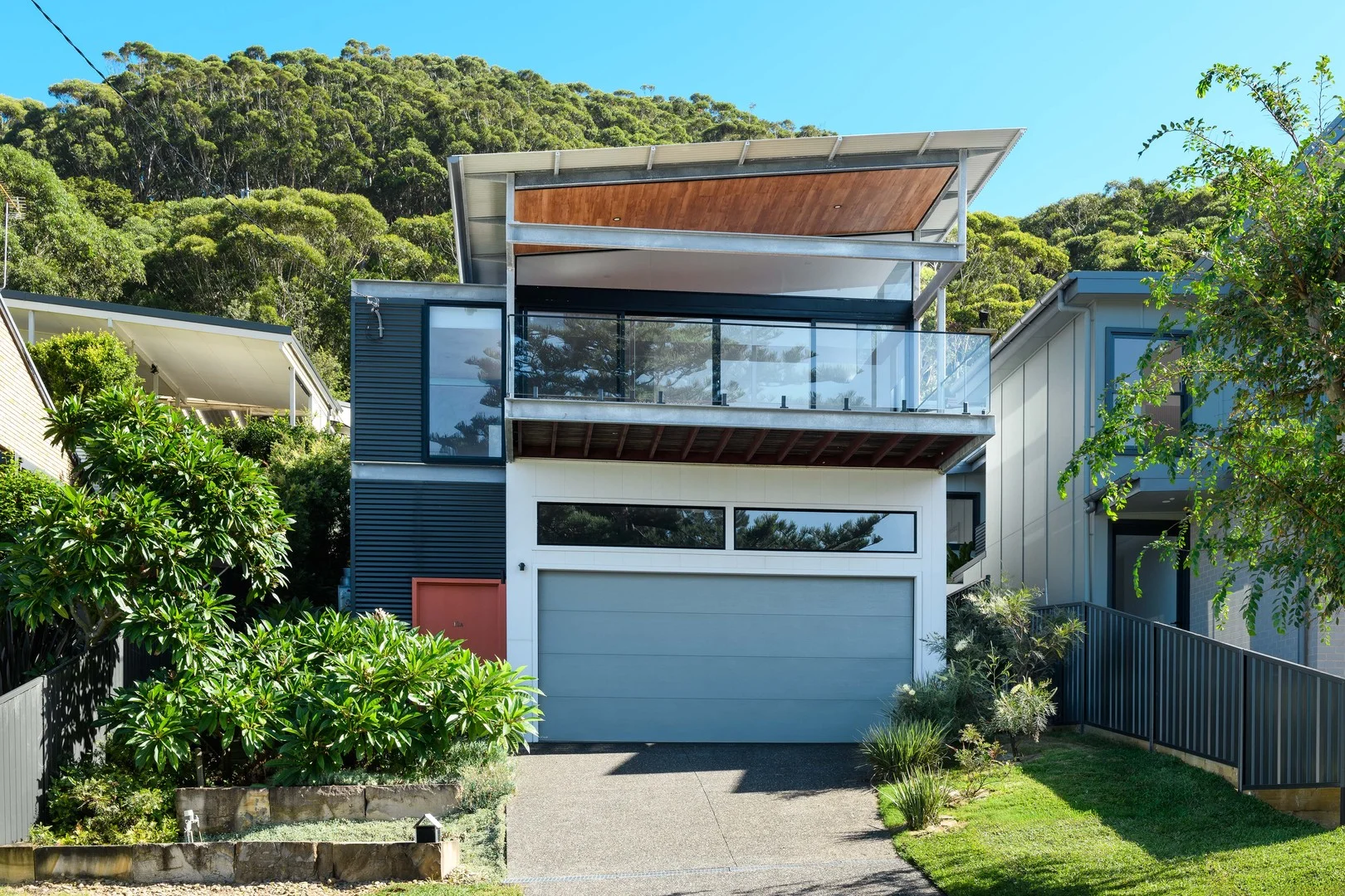 12A Murrawal Road, Stanwell Park NSW 2508