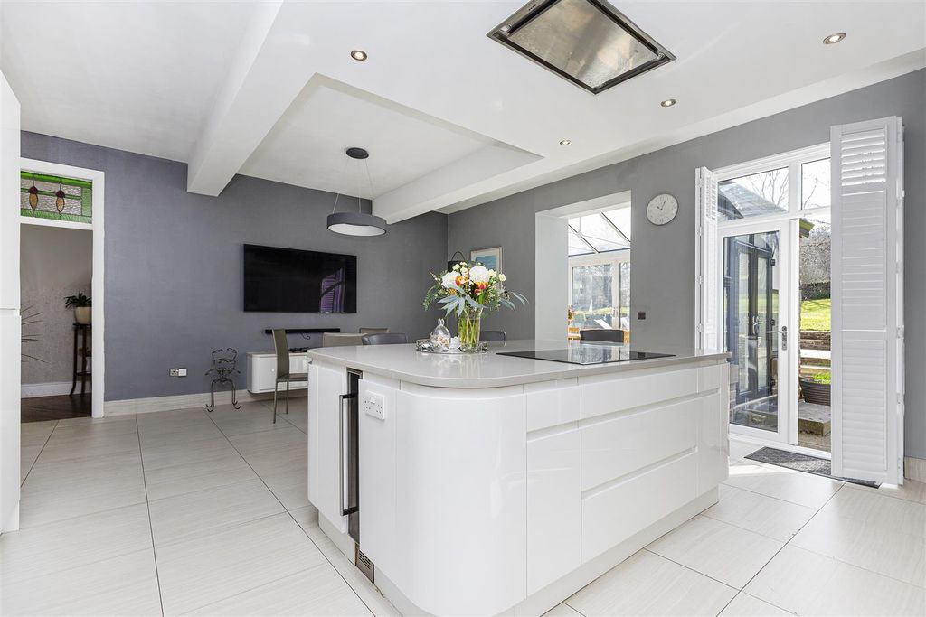 Additional image 16 of 4 bed detached house for saleBeaconsfield Road, Clayton, Bradford BD14
