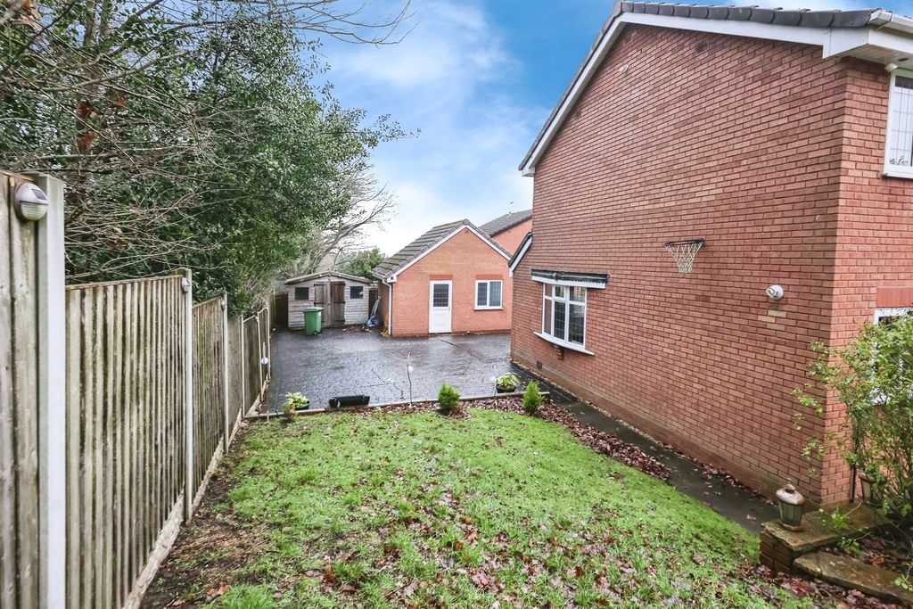 Additional image 18 of 4 bed detached house for saleCoppice Rise, Quarry Bank, Brierley Hill DY5