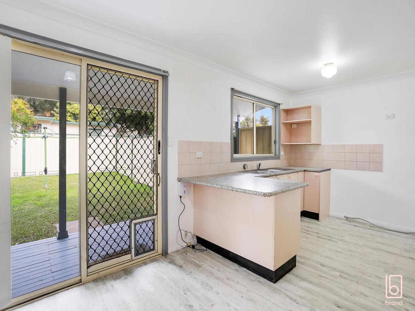Additional image 3 of 11 Warrina Avenue, Summerland Point NSW 2259