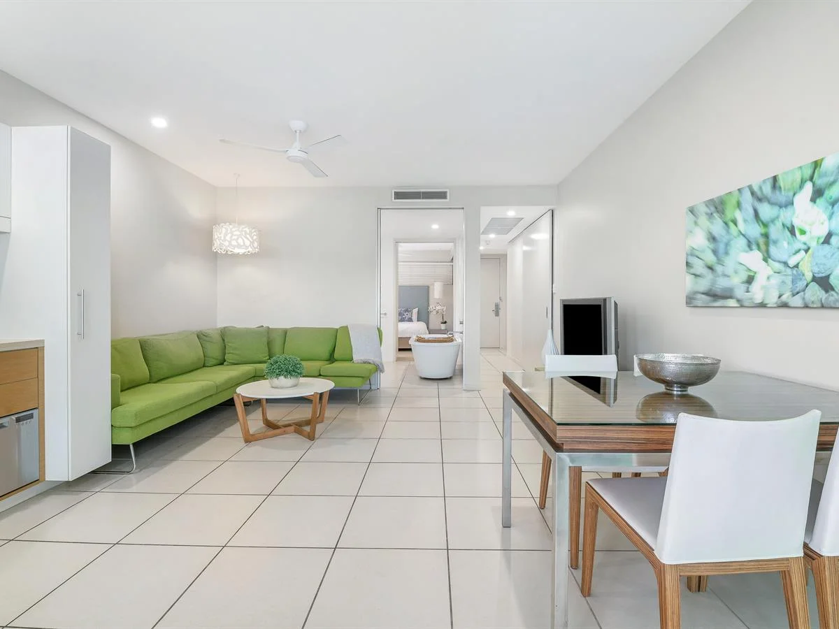 Additional image 2 of 2/199-201 Lake Street, Cairns North QLD 4870