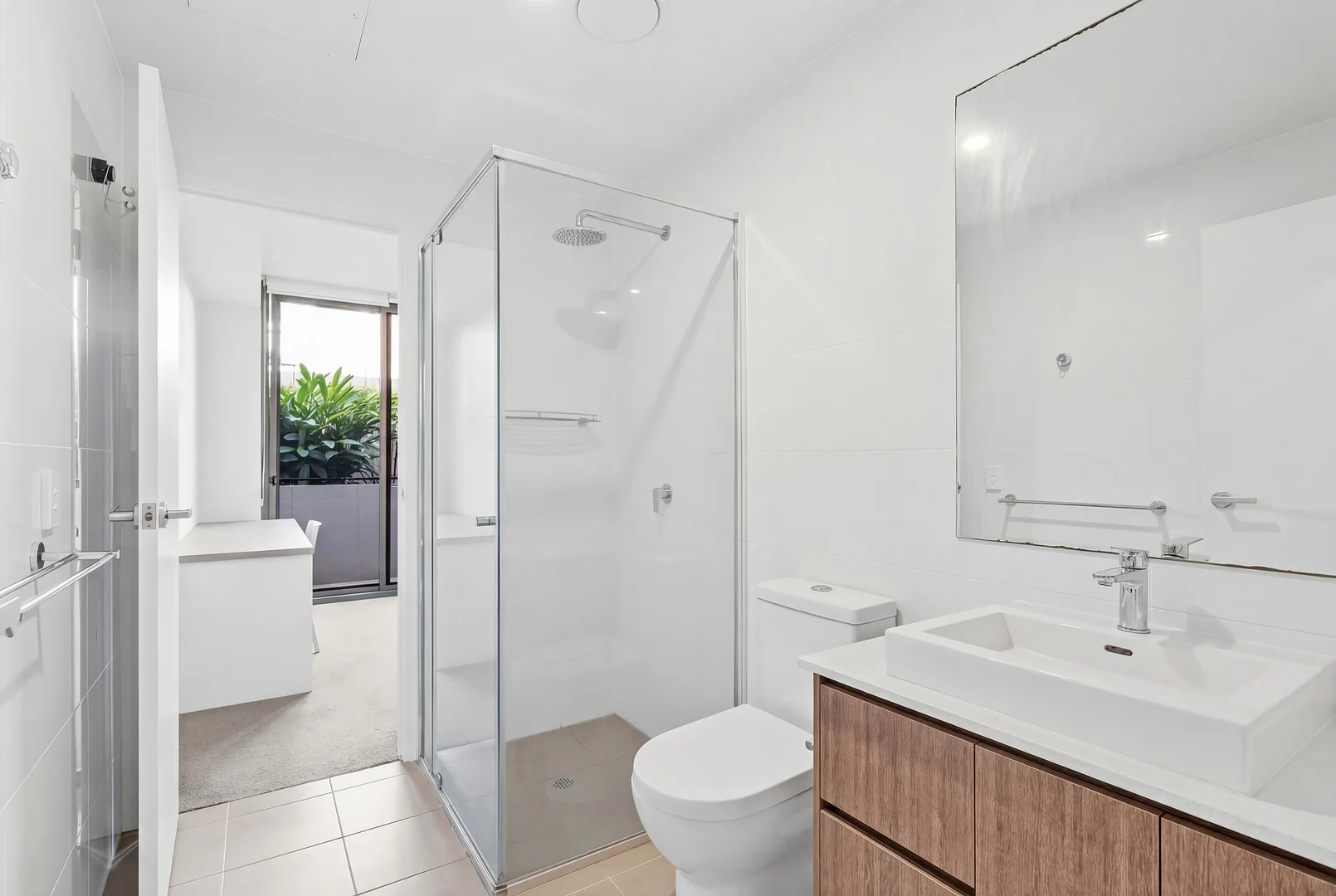 Additional image 8 of 101/5 Chester Terrace, Southport QLD 4215