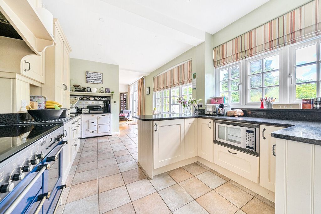 Additional image 4 of 5 bed detached house for saleHayes Lane, Hayes, Kent BR2