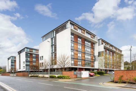 Lexington Court, Broadway, Salford Quays M50