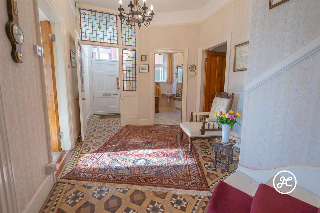 Additional image 8 of 5 bed detached house for saleDurleigh Road, Bridgwater TA6