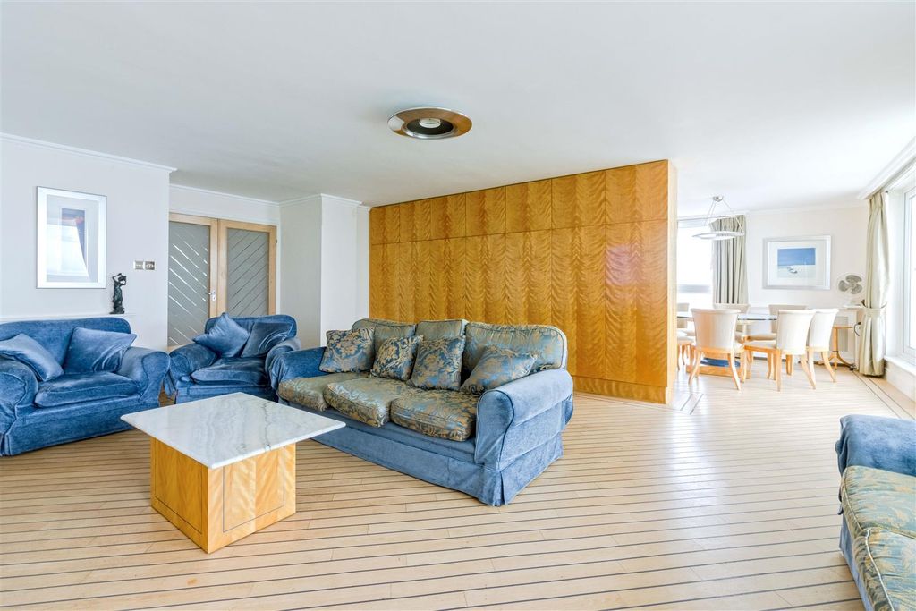Additional image 5 of 2 bed flat for saleRussell Square, Brighton BN1