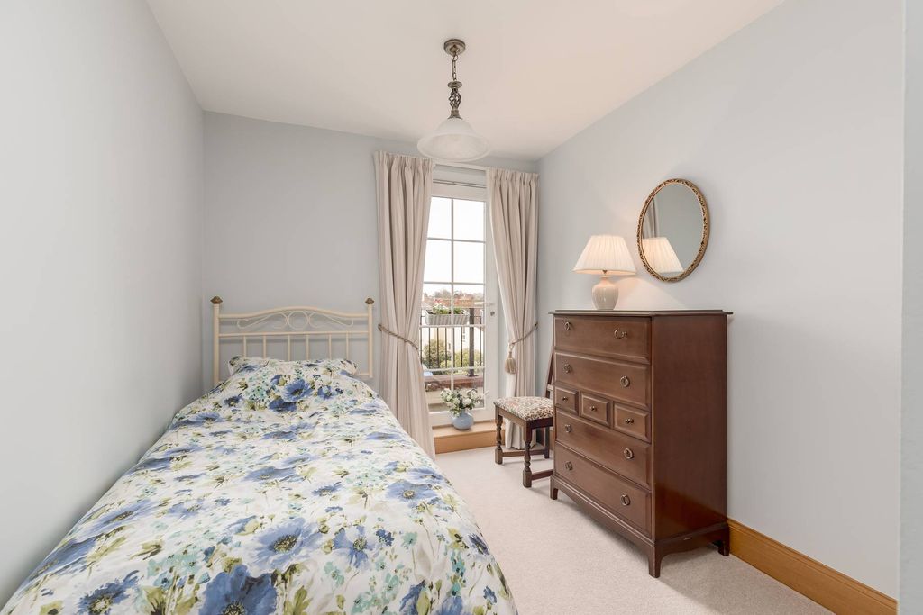 Additional image 20 of 2 bed flat for sale36 Ibris Place, North Berwick EH39