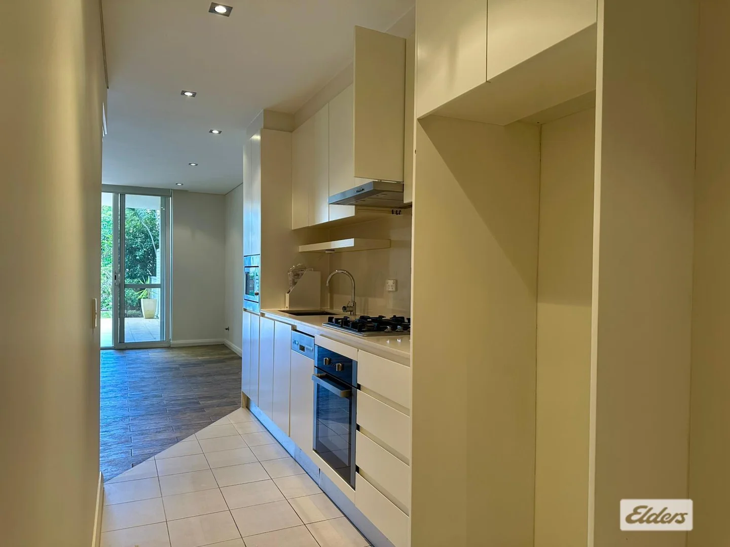 17/4-16 Kingsway, Dee Why NSW 2099 photo 5