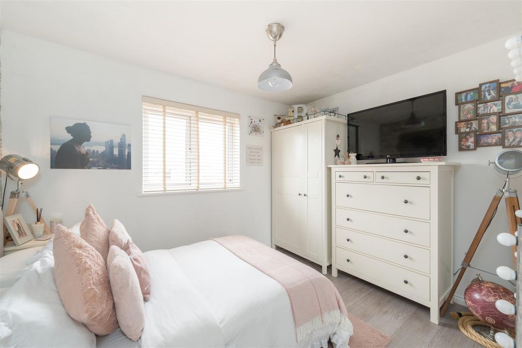 Additional image 15 of 3 bed detached house for sale83 Hallydown Crescent, Eyemouth TD14