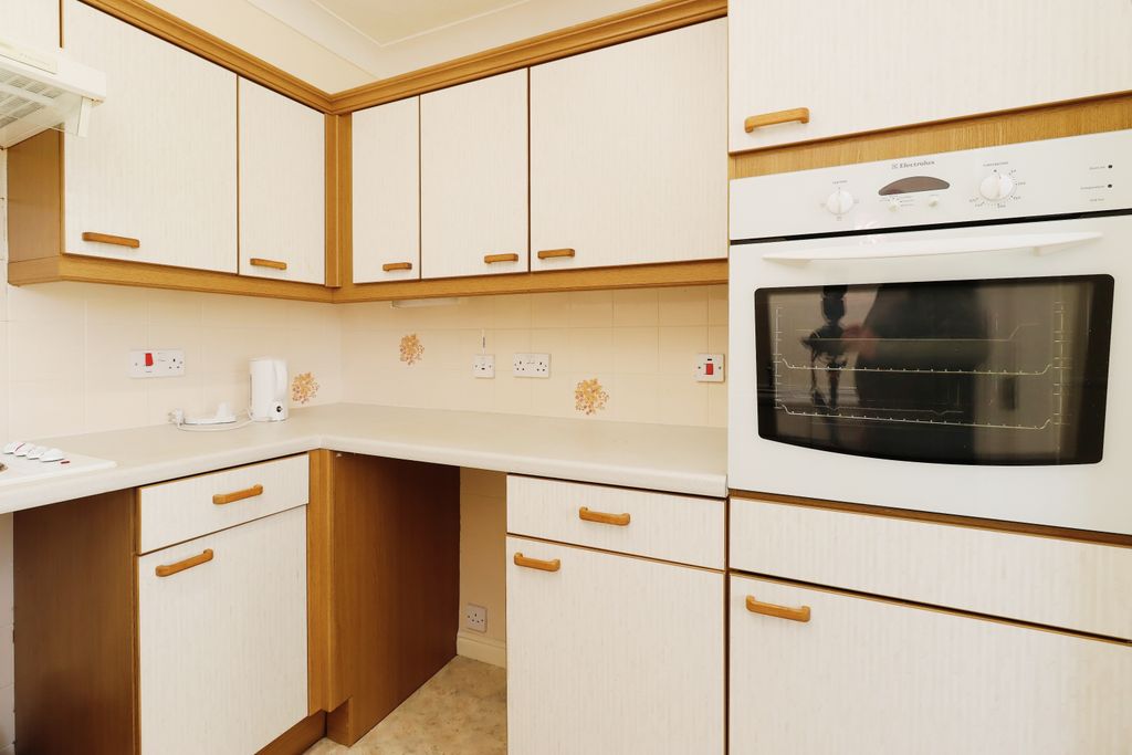 Additional image 10 of 1 bed flat for salePengwern Court, Shrewsbury SY3