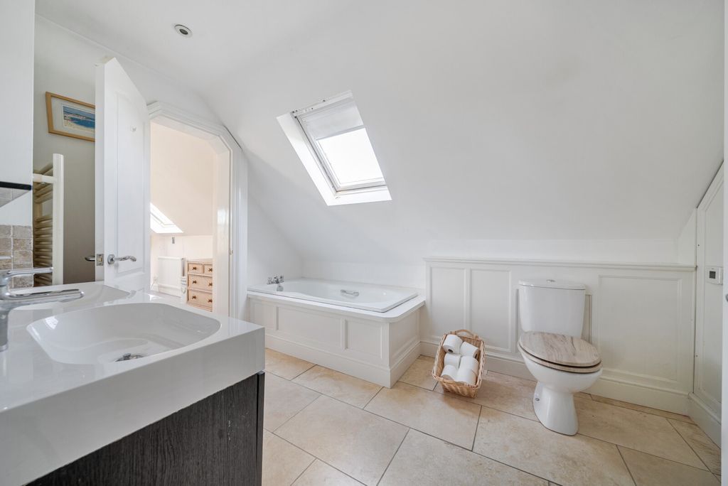 Additional image 18 of 4 bed detached house for saleHamm Court, Weybridge KT13