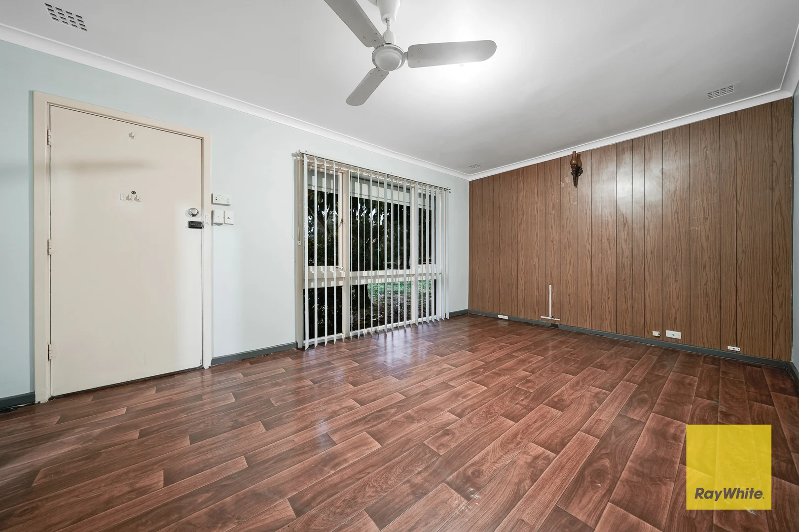 Additional image 7 of 1 Meakers Way, Girrawheen WA 6064
