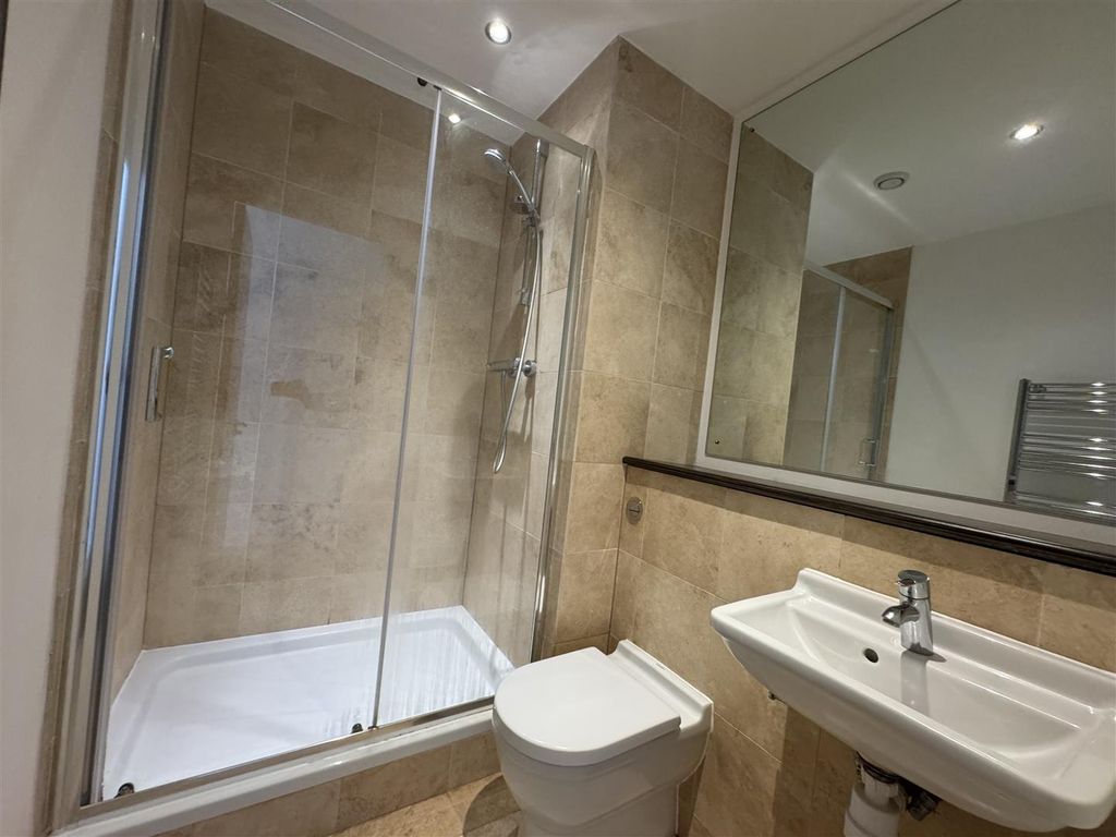 Additional image 5 of 2 bed flat for saleAlexandra Tower, Princes Parade, Liverpool L3