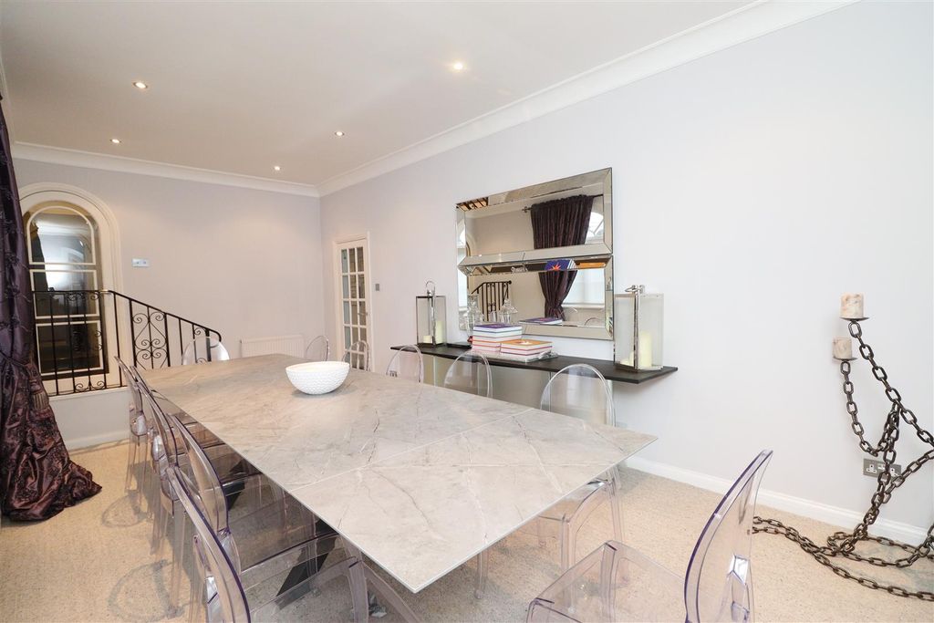 Additional image 13 of 5 bed detached house for saleBarham Avenue, Elstree, Borehamwood WD6