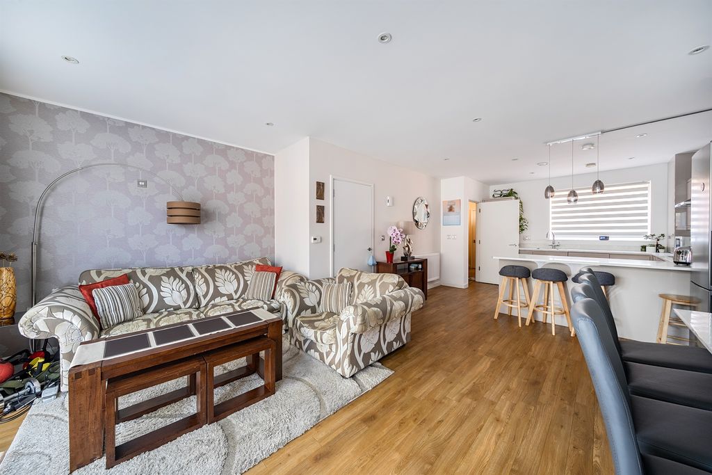 Additional image 2 of 3 bed terraced house for saleReynard Way, Brentford TW8