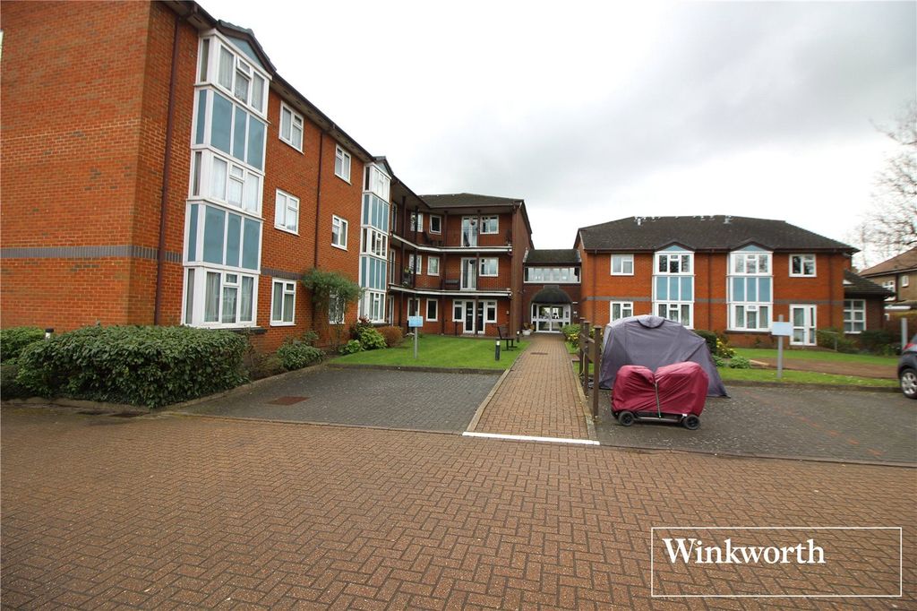 Additional image 8 of 1 bed flat for saleFurzehill Road, Borehamwood, Hertfordshire WD6