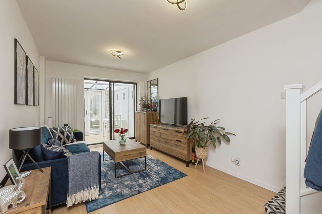 Additional image 4 of 1 bed terraced house for saleSandpiper Way, Orpington BR5