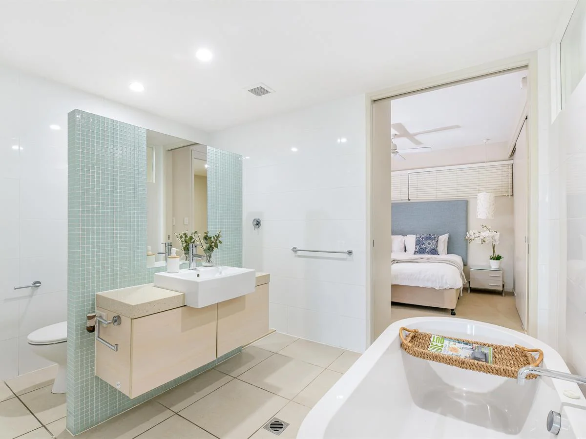 Additional image 8 of 2/199-201 Lake Street, Cairns North QLD 4870