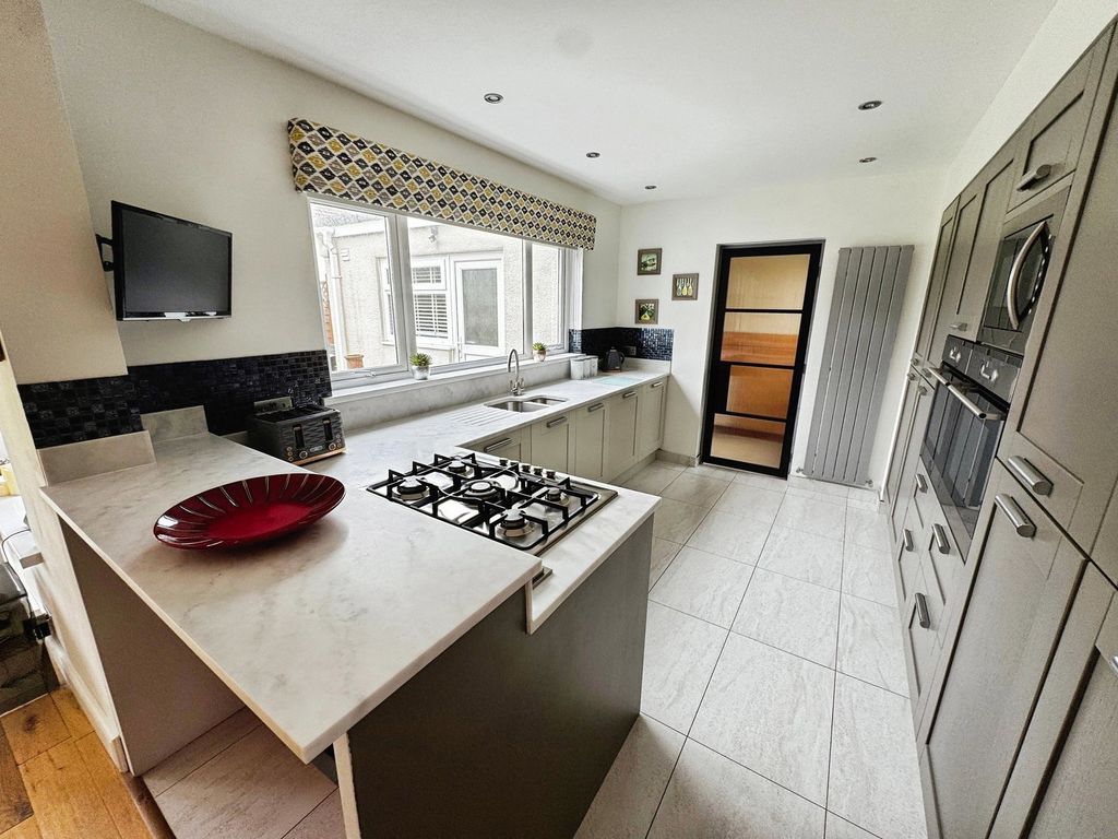 Additional image 14 of 3 bed detached house for saleVictoria Avenue, Porthcawl CF36
