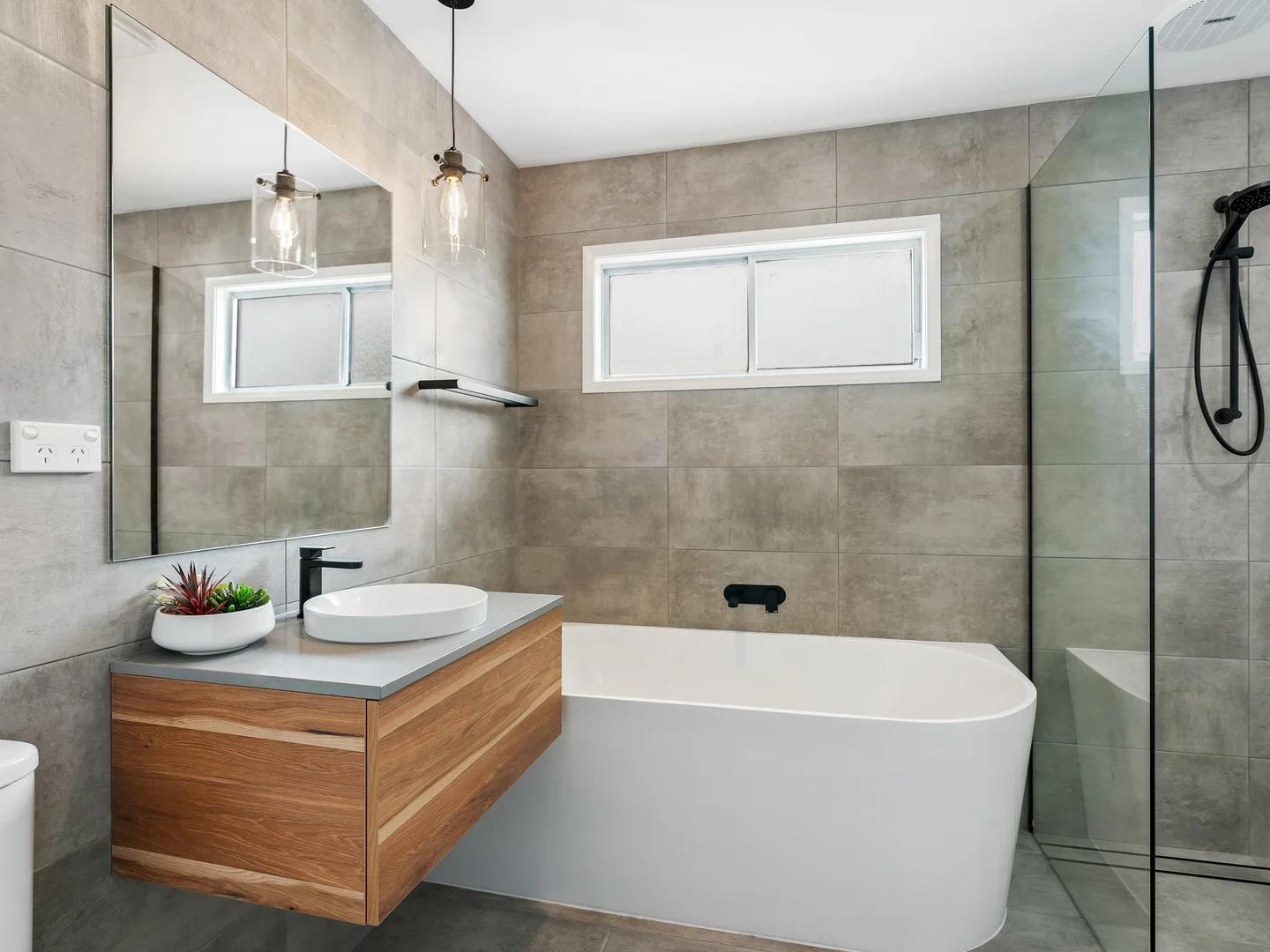 Additional image 4 of 15 Spring Valley Ave, Gorokan NSW 2263