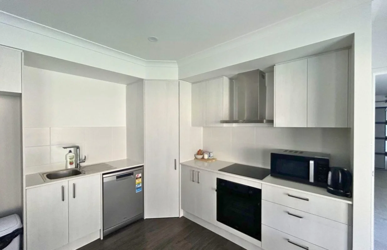 Additional image 5 of 37B Excalibur Crescent, Southside QLD 4570