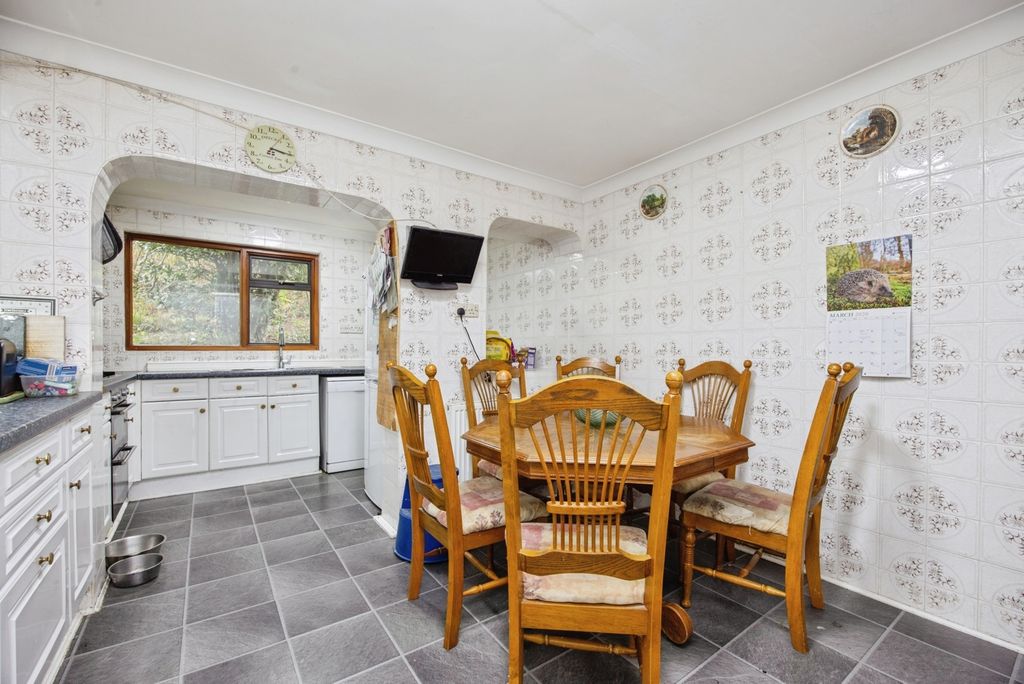 Additional image 6 of 4 bed bungalow for saleCrabtree Lane, Bodmin, Cornwall PL31