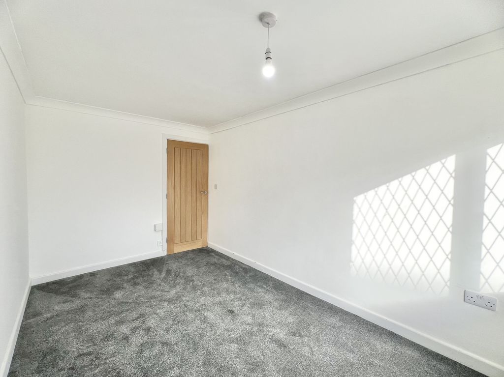 Additional image 12 of 2 bed flat for saleBannister Court, Bispham FY2