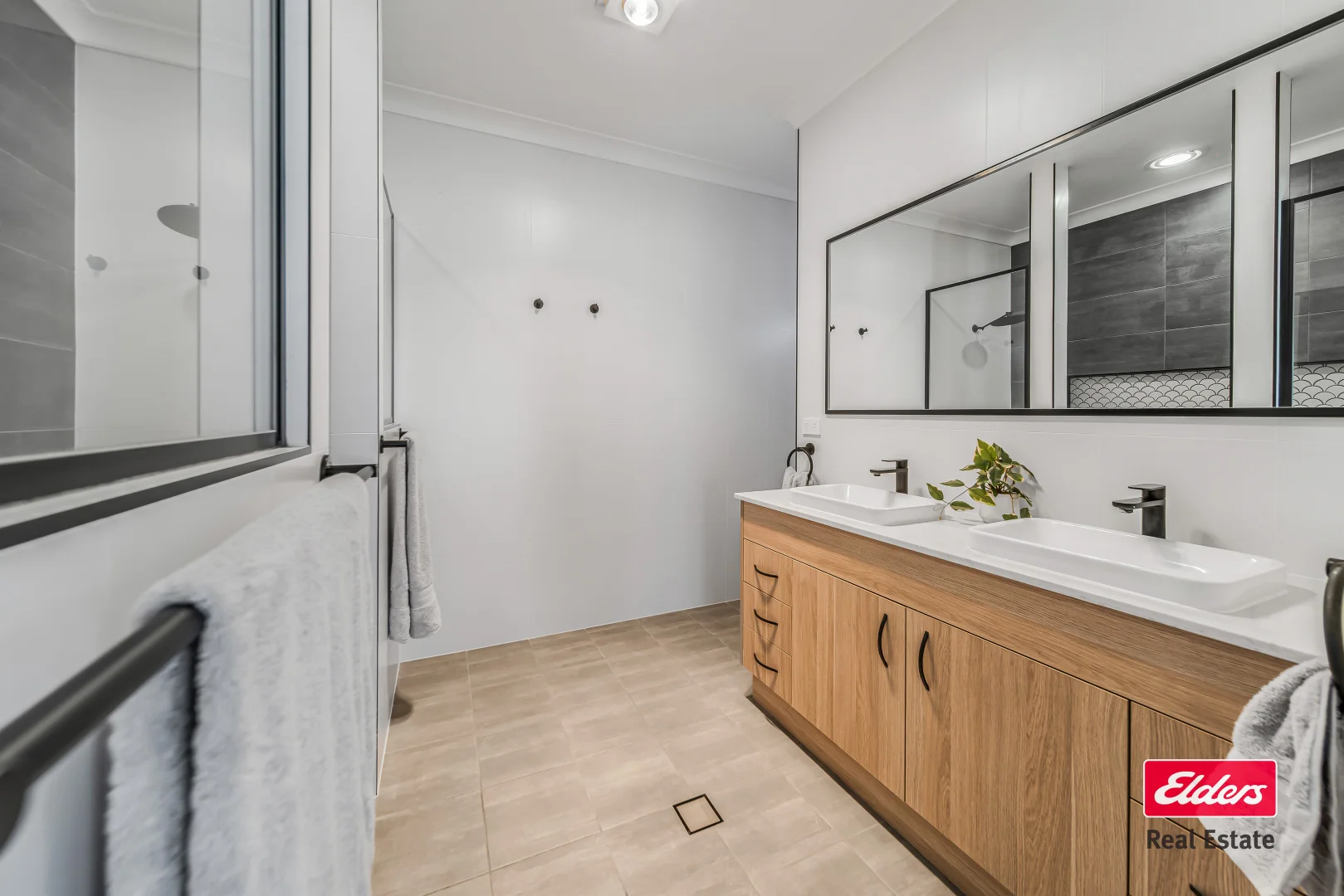 Additional image 9 of 61 Waterway Crescent, Dubbo NSW 2830