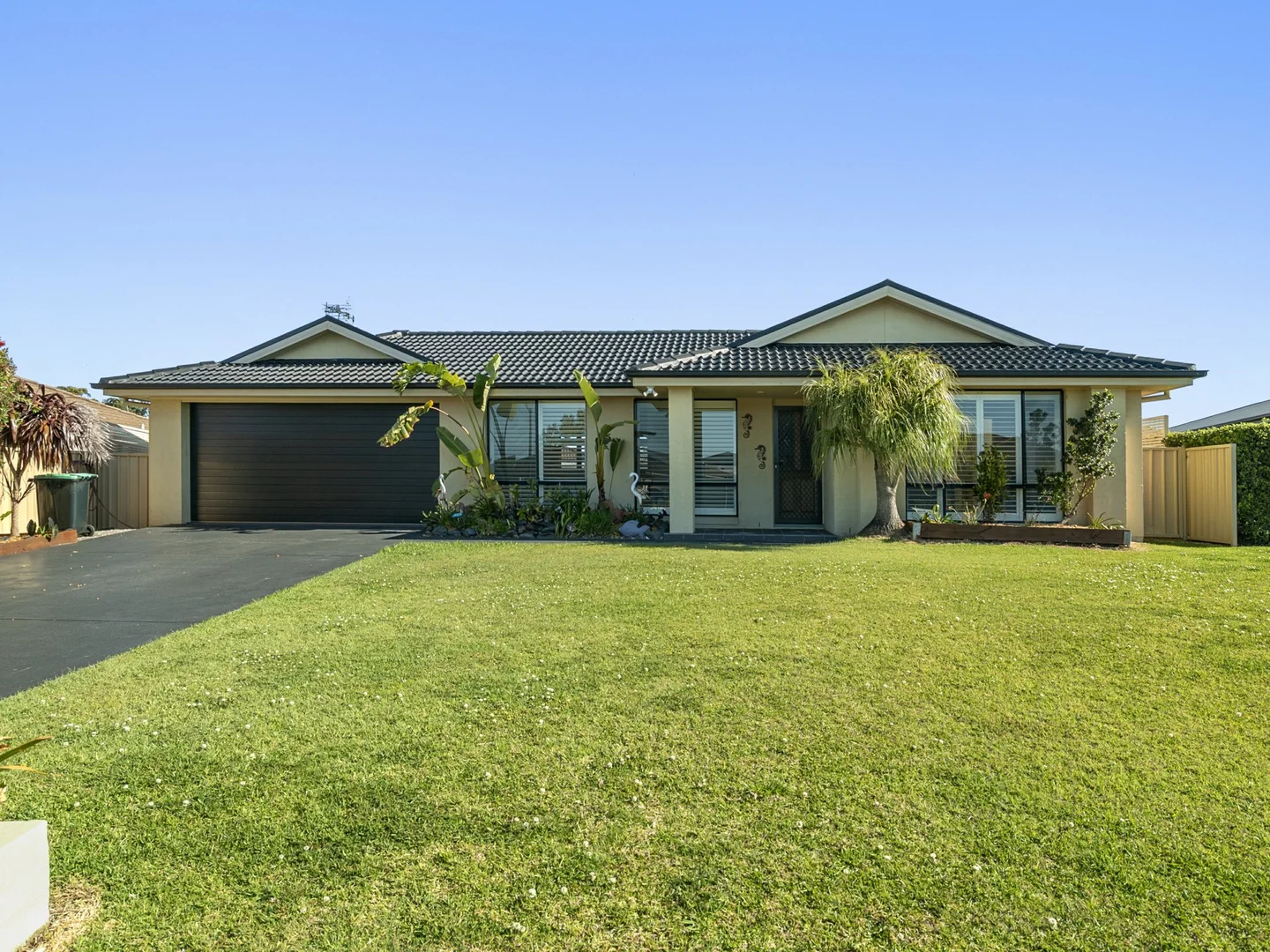 Additional image 2 of 15 Yellowfin Avenue, Old Bar NSW 2430