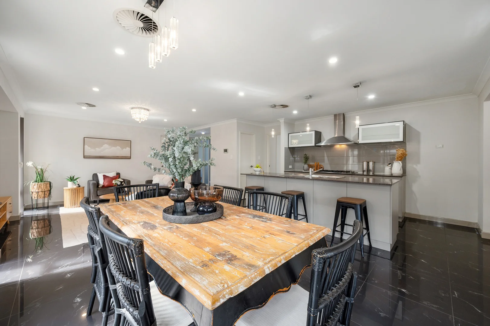 Additional image 8 of 19 Wimbledon Drive, Piara Waters WA 6112