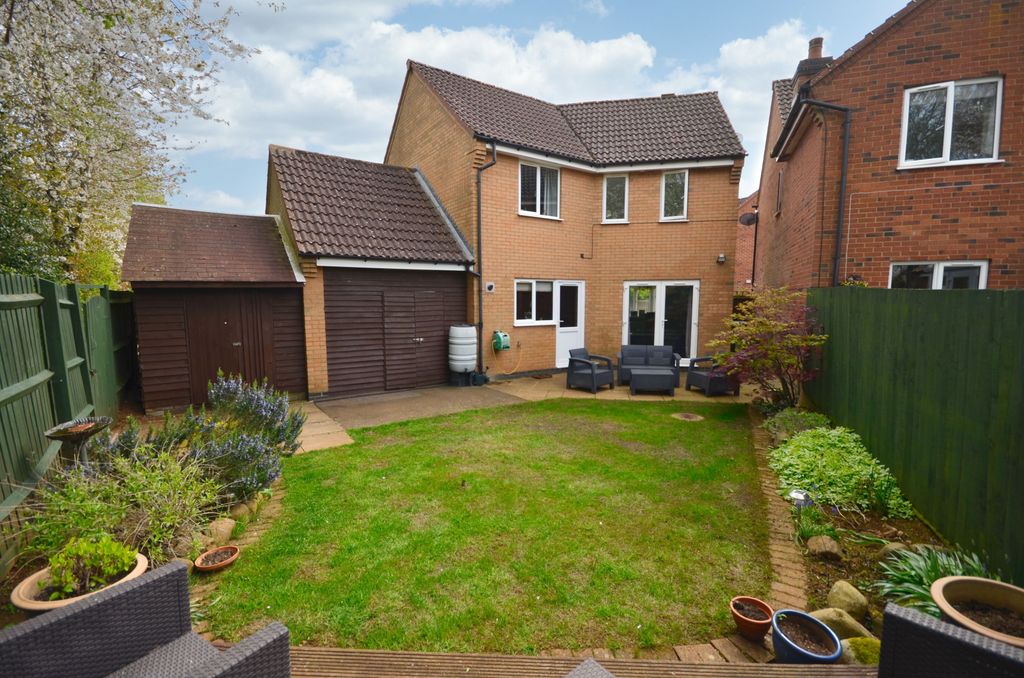 Additional image 2 of 3 bed detached house for saleFirs Avenue, Uppingham LE15