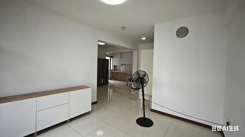 118B Canberra Crescent photo 2