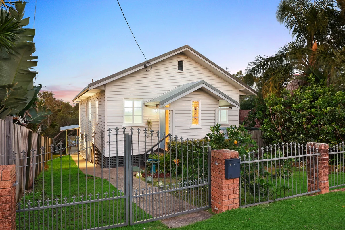 Additional image 38 of 19 Kerr Avenue, Southport QLD 4215