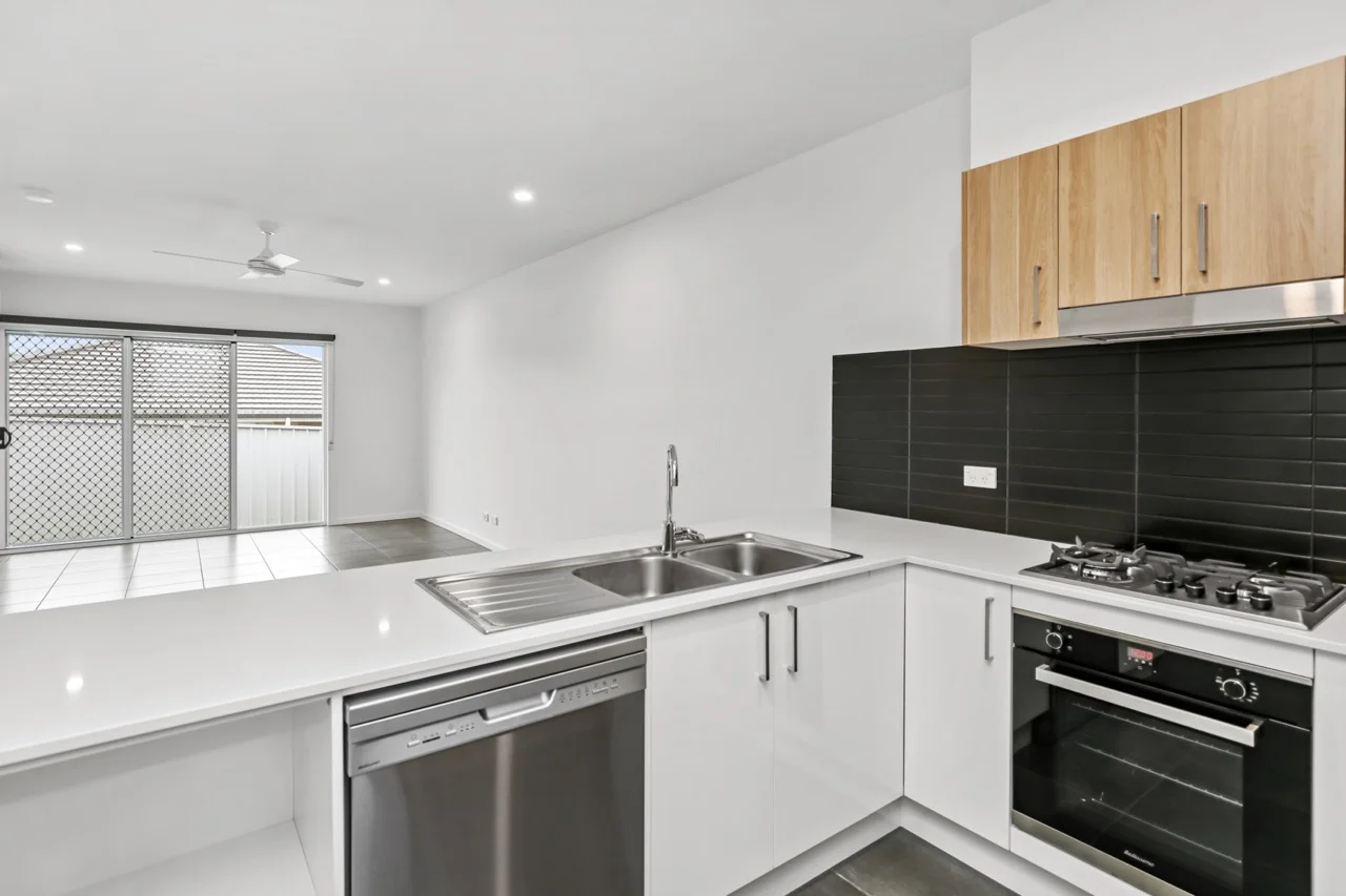 Additional image 3 of 2/11 Leatherwood Grove, Morisset NSW 2264